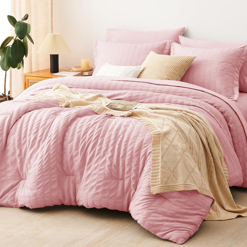 CozyLux مجموعات لحاف كاملة الحجم من CozyLux مع ملاءات من النسيج القطني 7 قطع سرير وردي في حقيبة طقم سرير ناعم فاخر مع لحاف بديل وملاءات وأغطية وسائد لجميع المواسم - Image 1